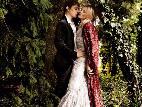 Kate Moss y su marido fotografiados por Testino el día de su boda