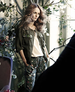 Vanessa Paradis presenta la coleción primavera/verano 2013 Conscious de H&M