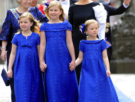 Amalia, Alexia y Ariane durante el cortejo de la Familia Real