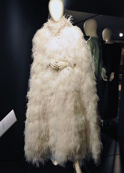 Christie's subastará gran parte de la colección de joyas y vestidos de Elisabeth Taylor