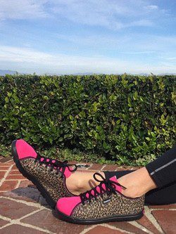 Miranda Kerr vuelve a ser la elegida para promocionar la nueva colección de zapatillas 'Skyscapes' de Reebook