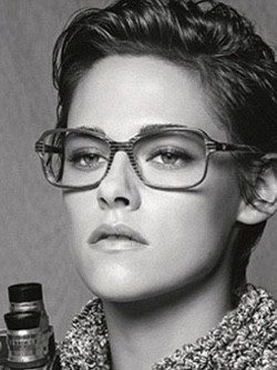 Kristen Stewart, protagonista de la nueva colección estival de gafas de Chanel