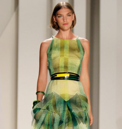 Carolina Herrera, las rayas más elegantes para primavera de 2012
