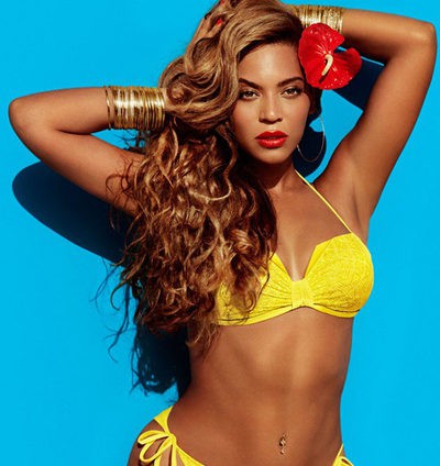 Beyoncé presume de cuerpazo con la nueva colección de bikinis de H&M