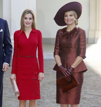 Duelo de estilos: La Reina Letizia y la Reina Máxima no se ponen de acuerdo con el protocolo en Holanda