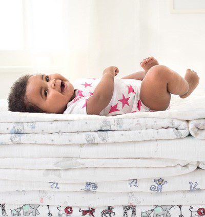 Aden + Anais presenta su primera colección de ropa para bebés