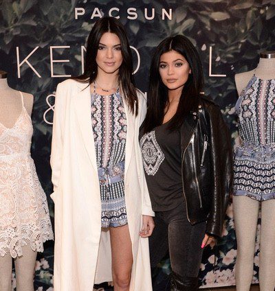 Kendall y Kylie Jenner presentan su segunda colección para PacSun en Santa Mónica