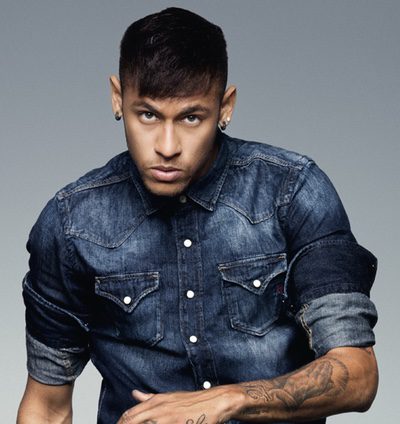 Neymar Jr ficha como chico Replay hasta el año 2018