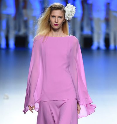 Duyos apuesta por una colección primavera/verano 2016 femenina y sofisticada en Madrid Fashion Week