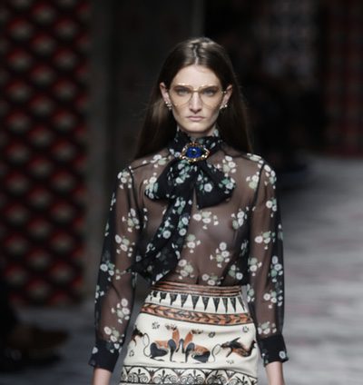 Gucci rinde homenaje al estilo boho en un desfile en Milan Fashion Week lleno de imaginación