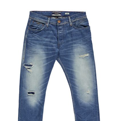 Los jeans desteñidos, la clave de la línea masculina de Salsa para este otoño 2015