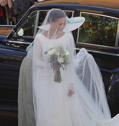 Arrebatadora espalda y brillante pedrería: Así era el segundo vestido de novia de Eva González