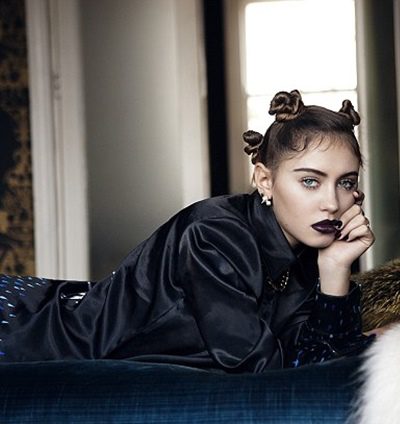 La hija de Jude Law se estrena en el mundo de la moda como imagen de una 'fiesta de pijamas'