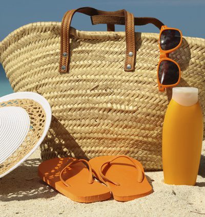 Complementos de playa: lo que nunca puede faltar en tu bolsa