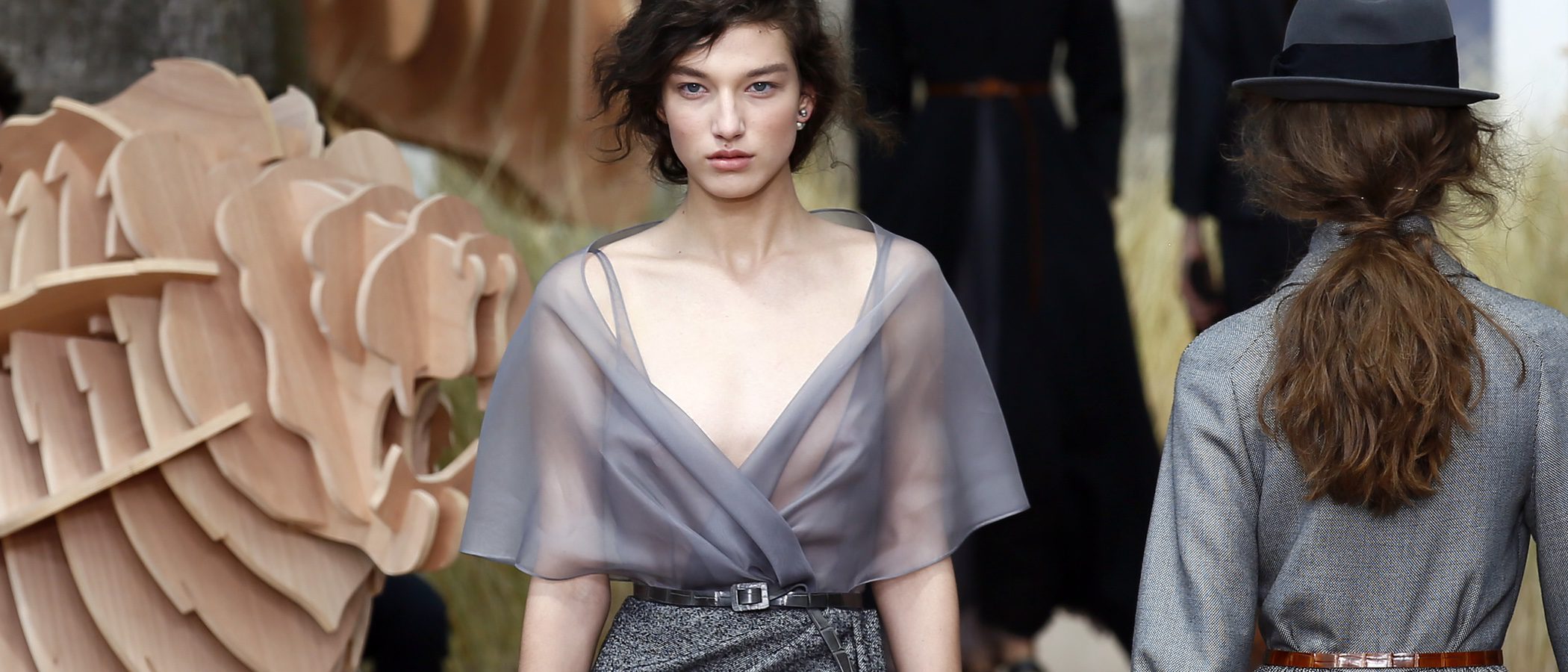El tul domina en el desfile otoño/invierno de Alta Costura de Dior para 2017/2018