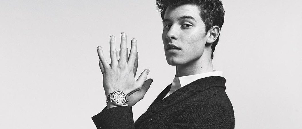 Shawn Mendes se convierte en la nueva imagen de los relojes 'Emporio Armani Connected'