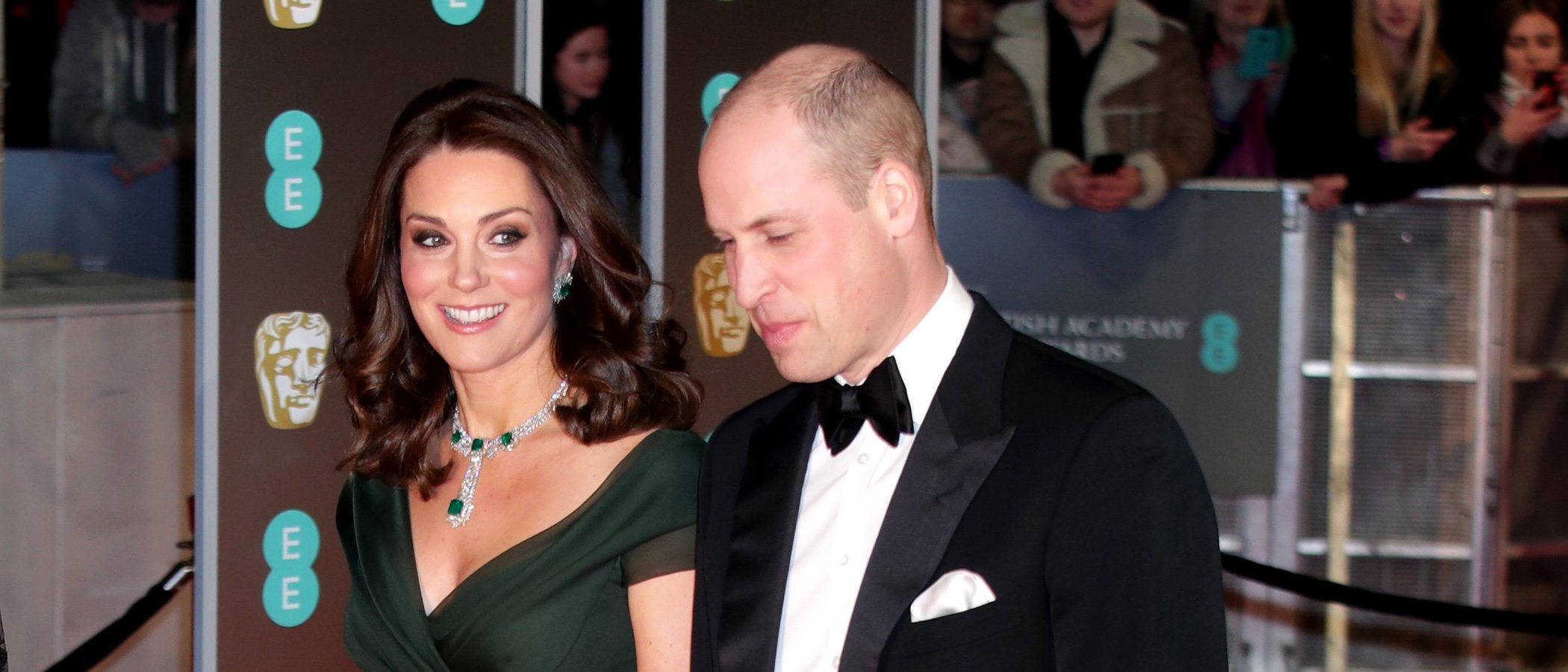 Kate Middleton da una lección de estilo aún saliéndose del protocolo en los BAFTA 2018