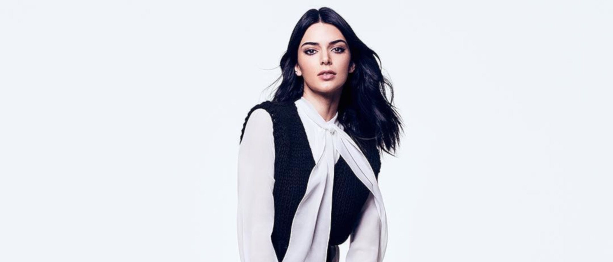 Kendall Jenner protagoniza una campaña de altos vuelos para Longchamp