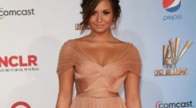 Demi Lovato, espectacular de Maria Lucia Hohan en los premios ALMA 2011