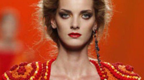 Espectacular desfile de Francis Montesinos en la 54 edición de Cibeles Madrid Fashion Week