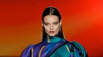 La 'Phantasize' de Hannibal Laguna para otoño/invierno 2020-2021 se desliza en Madrid Fashion Week