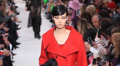 Valentino: la leyenda del rojo regresa a la Semana de la Moda de París