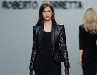 El cuero domina el desfile otoño/invierno 2013/2014 de Roberto Torretta en la Madrid Fashion Week