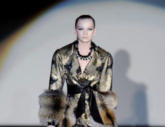 Las pieles y lo metalizado, las apuestas de Roberto Verino en Madrid Fashion Week otoño/invierno 2013/2014