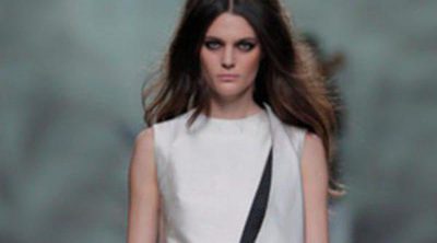 Devota & Lomba apuesta por un otoño/invierno 2013/2014 en blanco y negro en Madrid Fashion Week