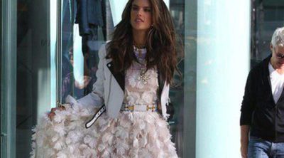 Alessandra Ambrosio, de shooting por Beverly Hills para la nueva campaña de Chanel