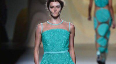 Mucho brillo en las noches de Ana Locking para la primavera/verano 2015 en Madrid Fashion Week