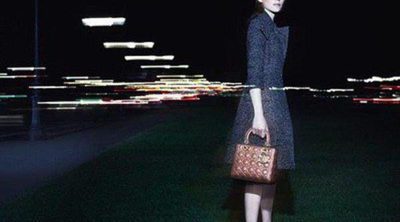 Marion Cotillard luce su lado más sexy para la nueva campaña de Lady's Dior en París