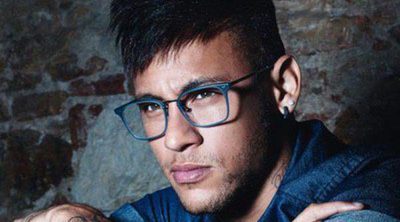Neymar repite con Police para lanzar su colección 2015 de gafas de vista