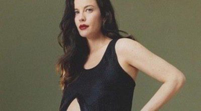 Liv Tyler luce su embarazo en la nueva campaña de Proenza Schouler
