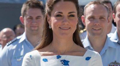 ¿Quién lo luce mejor? Kate Middleton, la asesora de Hillary Clinton y su L.K Bennett