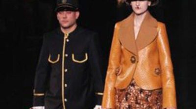 Louis Vuitton y Elie Saab cierran la Semana de la Moda de París con elegancia del pasado y del futuro