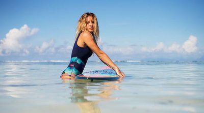 Roxy presenta 'Pop surf', una colección funcional y despreocupada para primavera/verano 2017