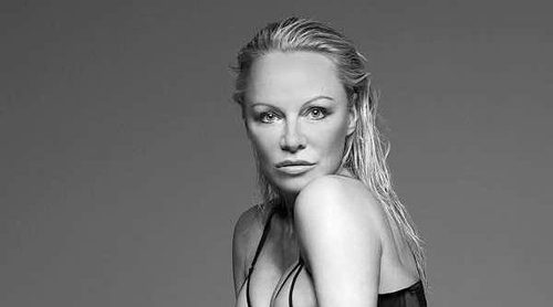 Pamela Anderson protagoniza la nueva campaña de lencería erótica de Coco de Mer
