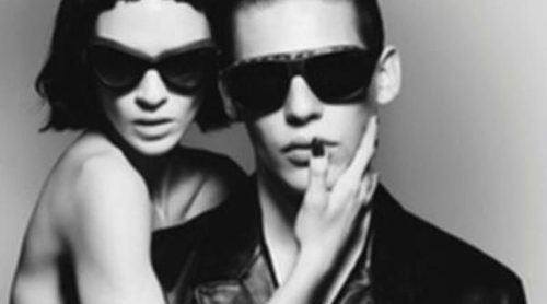 Yves Saint Laurent lanza una colección cápsula de gafas estilo 'vintage' para esta primavera/verano 2012