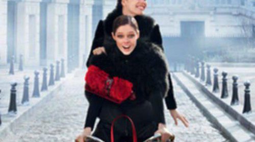 Coco Rocha y Emily DiDonato juntas en la nueva campaña de 'Longchamp'