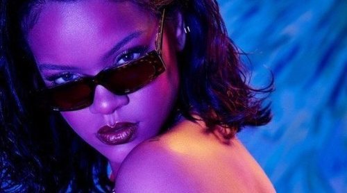 La sensualidad de Rihanna en la nueva campaña de 'Savage x Fenty'