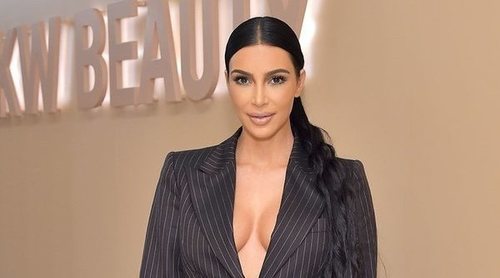 Kim Kardashian cambia el nombre de su marca de fajas tras se acusada de apropiación cultural