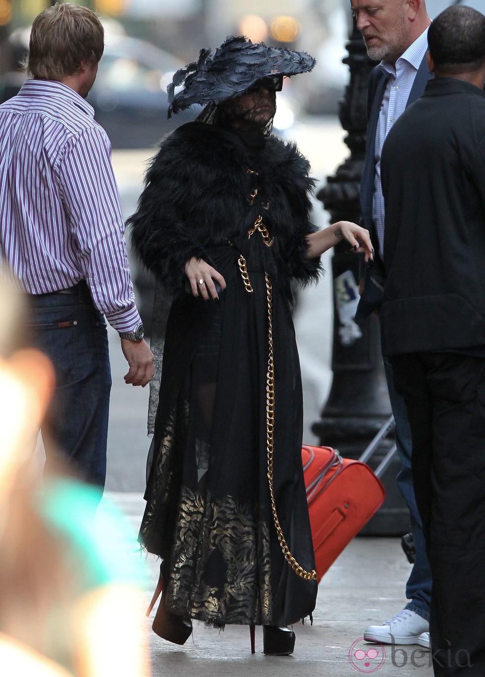Looks de Lady Gaga: Vestido de viuda negra