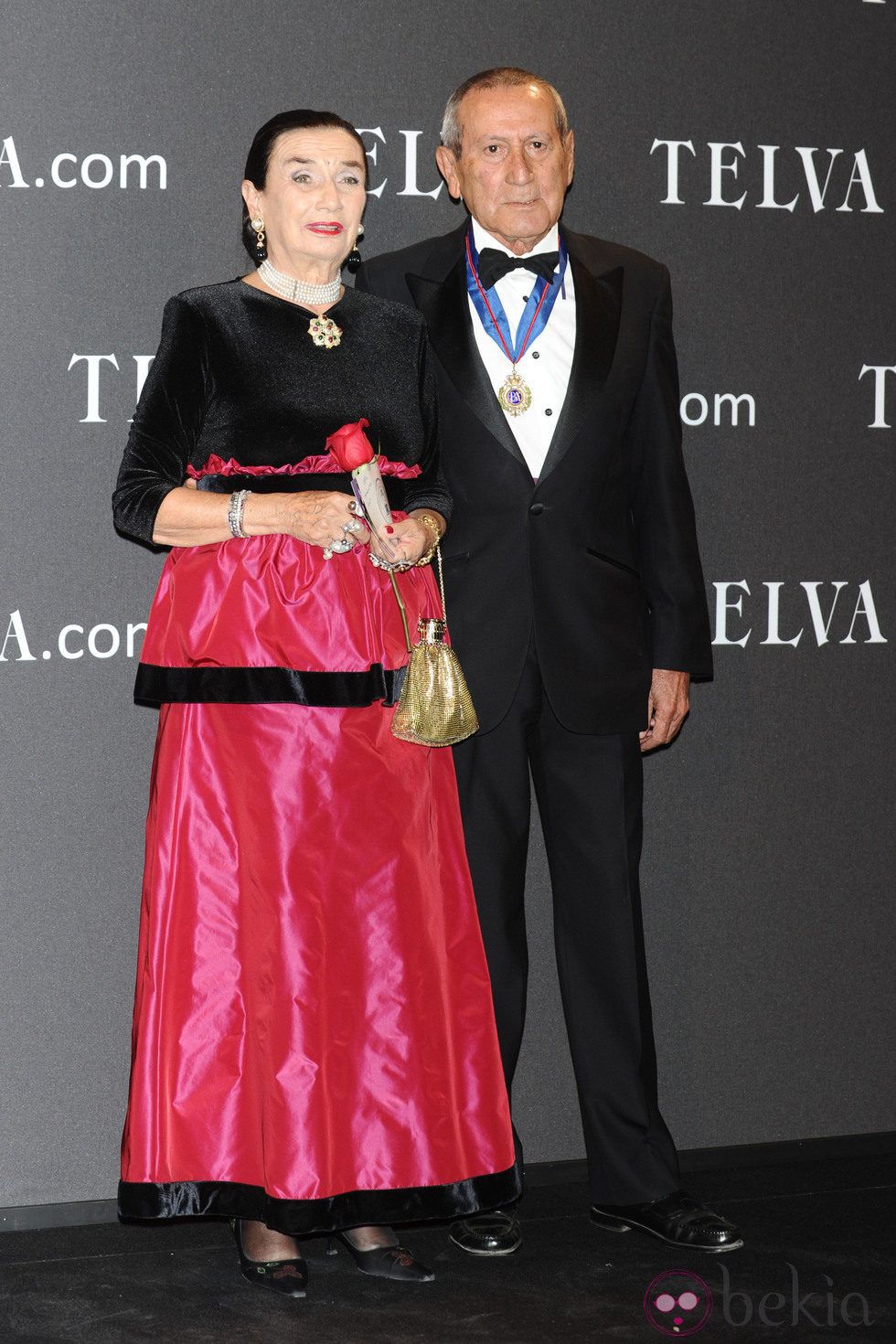 Look de Elio Berhanyer y la Condesa de Montarco en los Premios T de Moda de Telva 2011