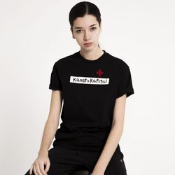 Camiseta negra de David Delfín colección otoño/invierno 2016/2017