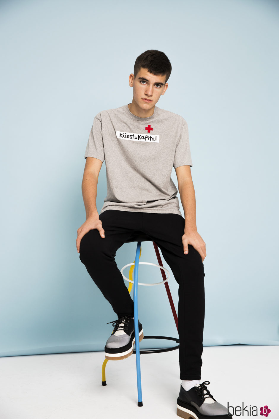 Camiseta gris unisex de David Delfín colección otoño/invierno 2016/2017