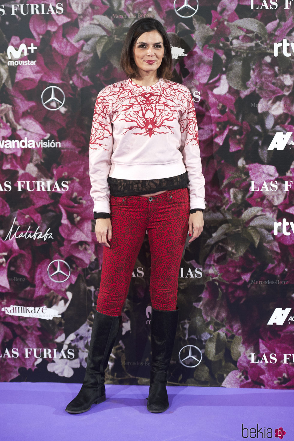 María Reyes con unos pantalones animal print en la premiere de 'Las Furias' en Madrid