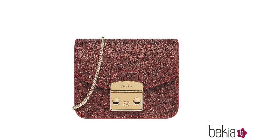 Bolso de mano con purpurina roja de Furla colección Navidad 2016