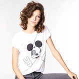 Marta Ortiz con la camiseta solidaria de Mickey Mouse de Alvarno