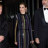 La Reina Letizia con un vestido de pailletes de Nina Ricci en los Premios de Periodismo Mariano de Cavia
